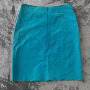 Super cute blue skirt!